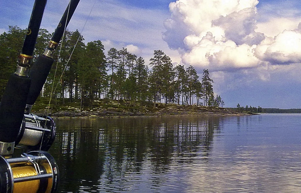 feel-nordic-fishing-nuas-lake-003